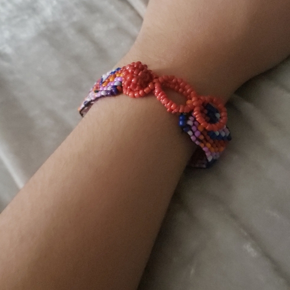 Unique Beaded Bracelet - Picture 2 of 2